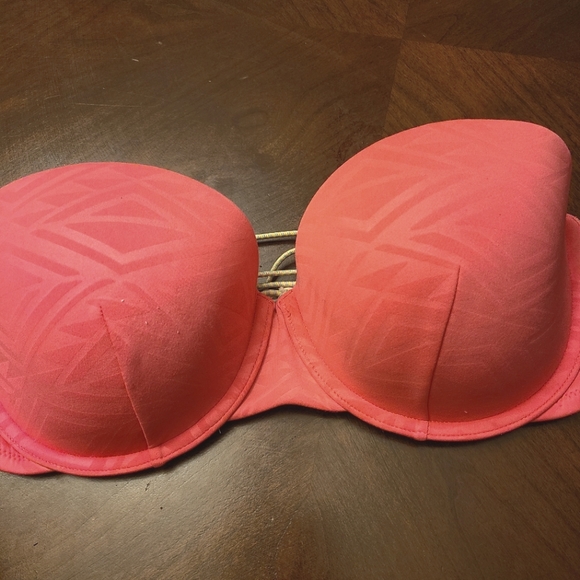 Victoria's Secret swim top 34DD - Picture 1 of 3